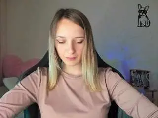 Camsoda Watch Live Sex Cams of rousereedd