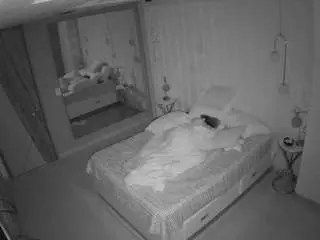 Camsoda Live Porn of voyeurcam-casa-salsa-bedroom-2