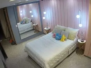 Camsoda Free Live Porn of voyeurcam-casa-salsa-bedroom-2