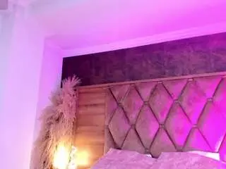 Camsoda Free Live Porn of thaliahall1