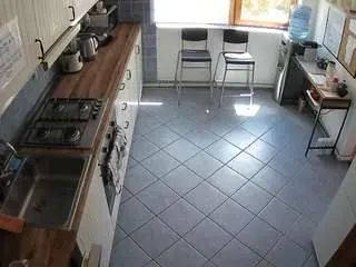Camsoda Adult Webcams of voyeurcam-julmodels-kitchen-2
