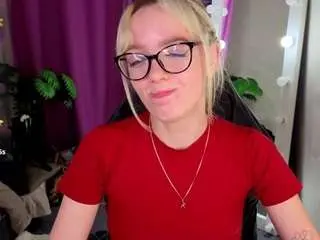 Camsoda Adult Video Chat of rocket-bunnyy