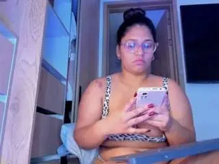 Camsoda Sex Cam of iriss-25