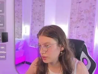 Camsoda Watch Live Sex Cams of liiliie-petite
