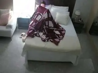 Camsoda Live Sex Cam of voyeurcam-casa-salsa-bedroom-3