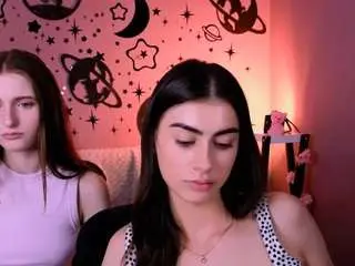 Camsoda Watch Live Sex Cams of mary-meow-hot