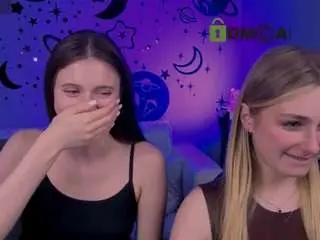 Camsoda Live Sex Cam of mary-meow-hot