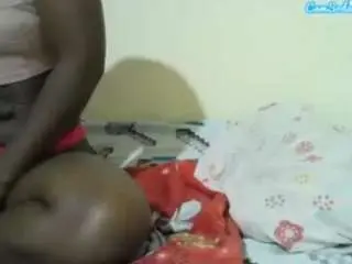 Camsoda Watch Live Sex Cams of sella-bella
