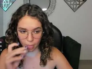 Camsoda Free Porn Cam of sienna-luxor