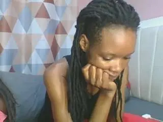 Camsoda Watch Live Sex Cams of amorueen99
