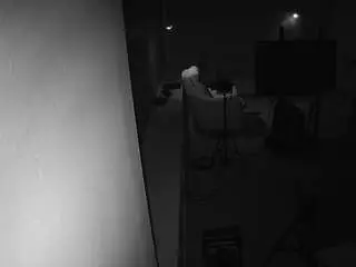 Camsoda Free Porn Cam of voyeurcam-jb-room-1