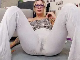 Camsoda Free Porn Cam of sweetdaiana23