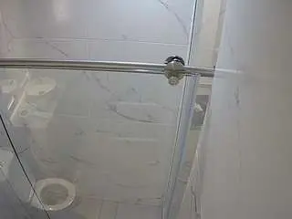 Camsoda Free Porn Cam of voyeurcam-casa-salsa-bathroom-9