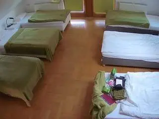 Camsoda Private Sex Chat of voyeurcam-julmodels-bed-6