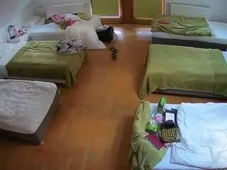 Camsoda Nude Webcam of voyeurcam-julmodels-bed-6