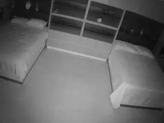 Camsoda Nude Webcam of voyeurcam-casa-salsa-versus-room
