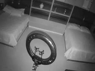 Camsoda Private Sex Chat of voyeurcam-casa-salsa-versus-room