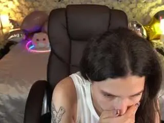 Camsoda Sex Cam of babyflowerss