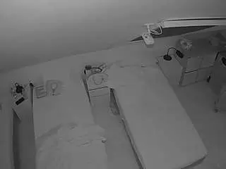 Camsoda Live Sex of voyeurcam-julmodels-bed-7