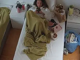 Camsoda Watch Live Sex Cams of voyeurcam-julmodels-bed-7