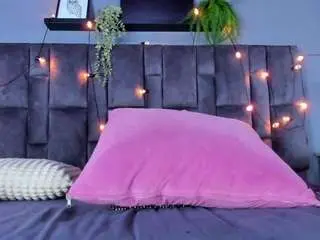 Camsoda Nude Webcam of dulceaurora1