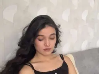 Camsoda Sex Cam of tonifavuzzi