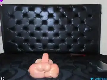 Chaturbate Adult Video Chat of alessiani69