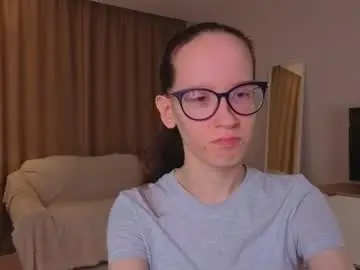 Chaturbate Live Sex Cam of lynettebails