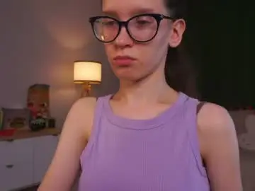Chaturbate Watch Live Sex Cams of lynettebails
