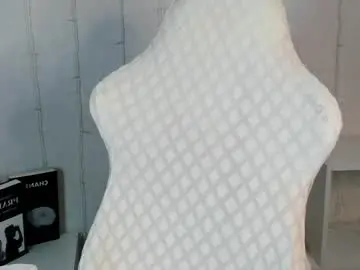 Chaturbate Live Sex Cam of chloedeccker