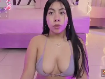 Chaturbate Sex Chat of zury_tay