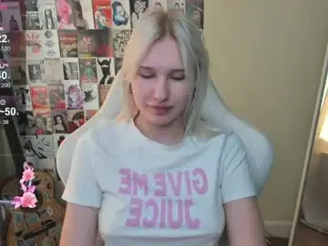 Chaturbate Nude Webcam of evelinalu