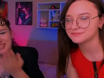 Chaturbate Live Sex Cam of nymiraaa