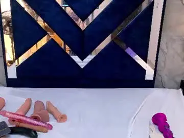 Chaturbate Best live sex cam show of karina_analdeep