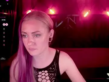 Chaturbate Adult Webcam of dramaquenn