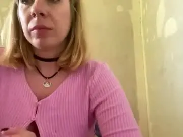 Chaturbate Best live sex cam show of sweetypows1