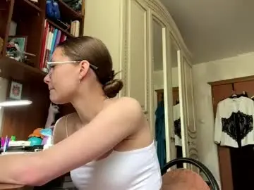 Chaturbate Adult Video Chat of lucindascercy