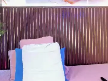 Chaturbate Live Sex Cam of mia_pineda