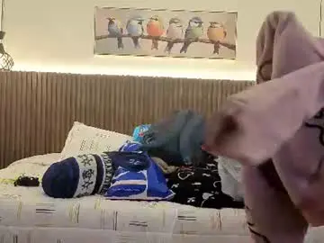 Chaturbate Watch Live Sex Cams of adesypersefonevg