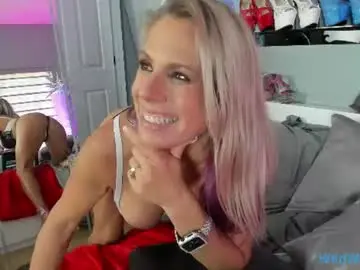 Chaturbate Live Sex of wildwifebarbie