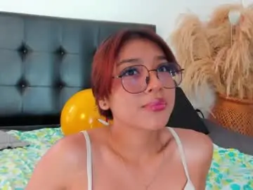 Chaturbate Free Porn Cam of aliinaa_