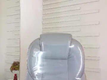 Chaturbate Live Sex Cam of shanntal__