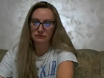 Chaturbate Live Sex Cam of melly_rosey