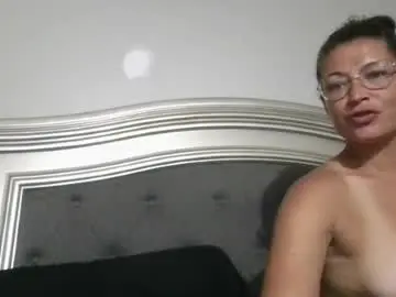 Chaturbate Sex Cam of adkeith986