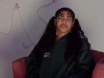 Chaturbate Nude Webcam of daviana_hill_