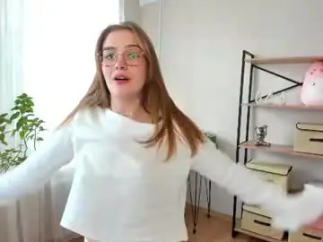 Chaturbate Sex Cam of ilonamoorman