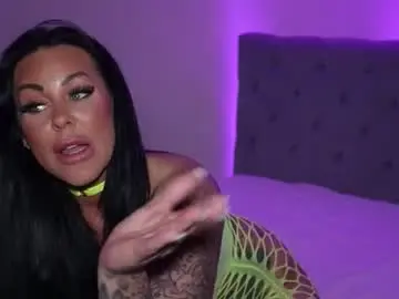 Chaturbate Adult Webcam of hotmilfbitch