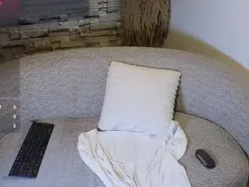 Chaturbate Best live sex cam show of emmily_vg