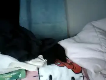 Chaturbate Live Sex Cam of hisfreakyqueen86