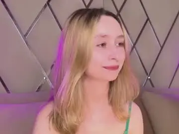 Chaturbate Adult Video Chat of sweatee_fluff
